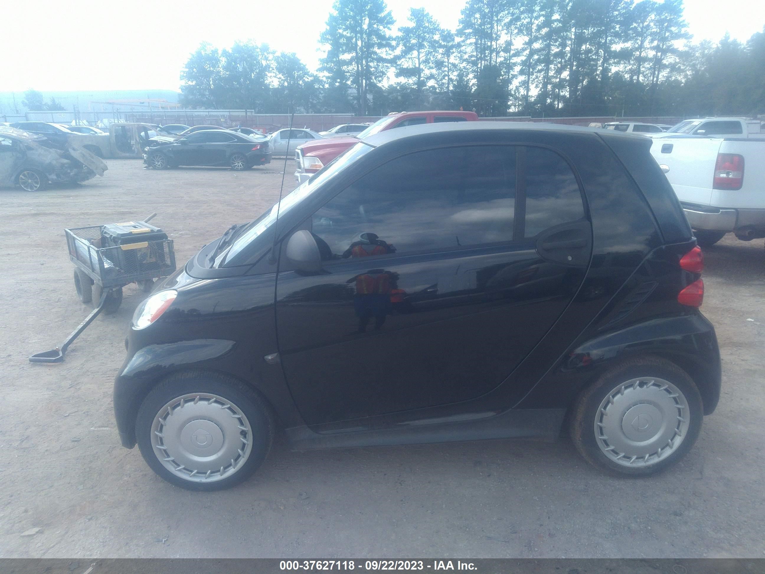 Photo 14 VIN: WMEEJ3BA8DK605521 - SMART FORTWO 