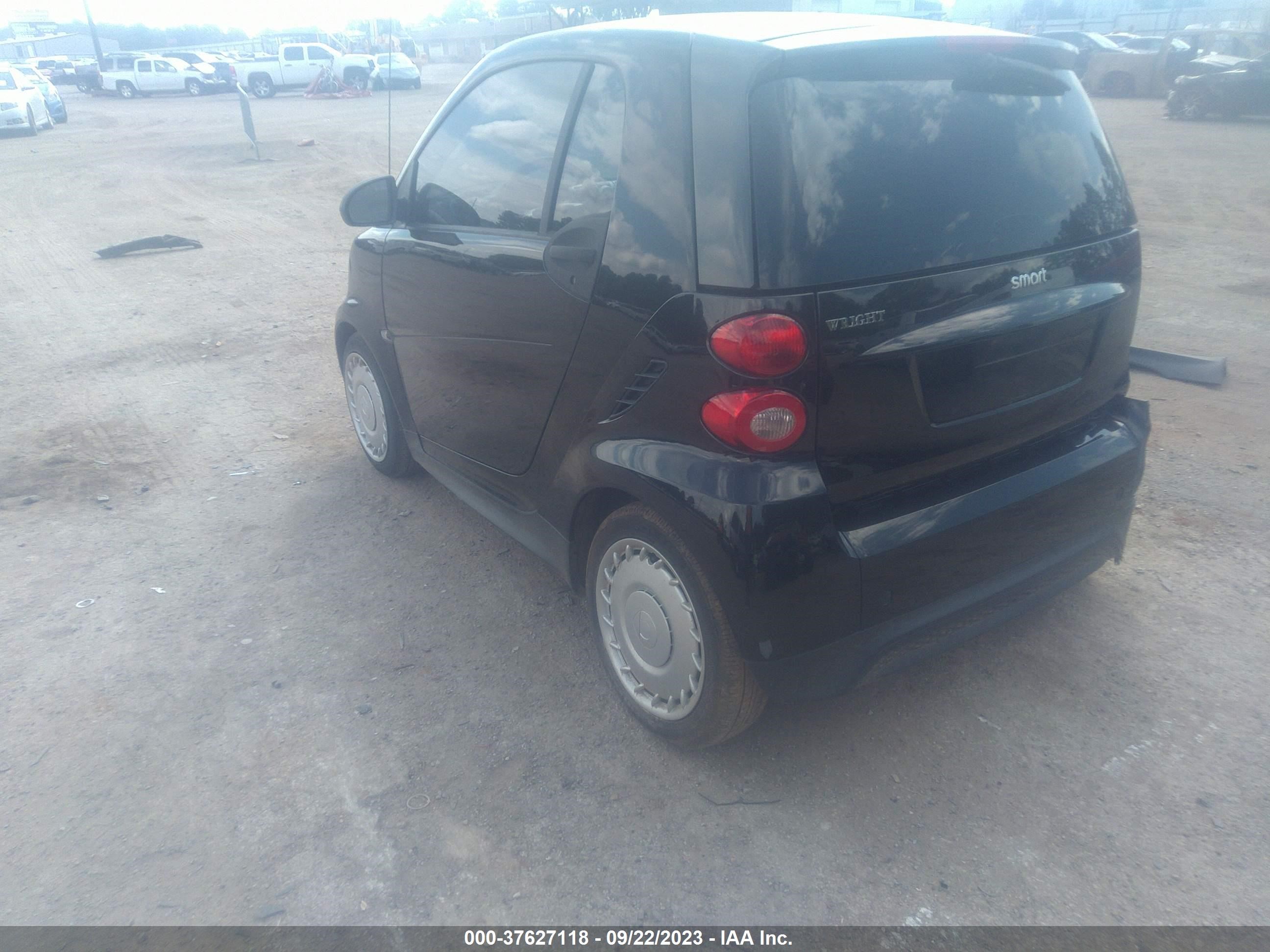 Photo 2 VIN: WMEEJ3BA8DK605521 - SMART FORTWO 