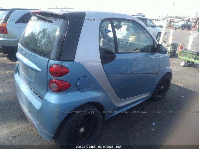 Photo 3 VIN: WMEEJ3BA8DK713721 - SMART FORTWO 