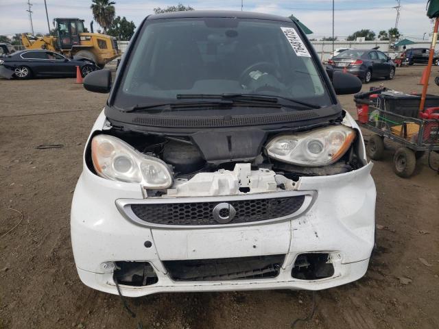 Photo 4 VIN: WMEEJ3BA8FK791211 - SMART FORTWO 