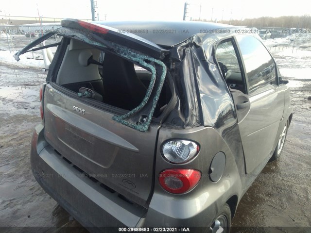 Photo 5 VIN: WMEEJ3BA9AK361910 - SMART FORTWO 