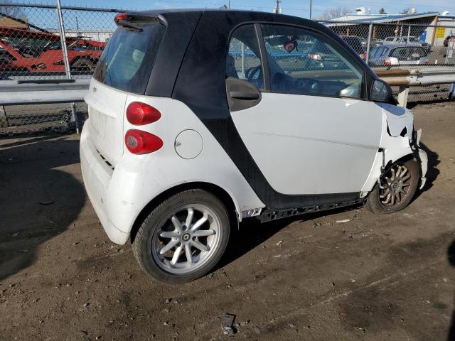 Photo 2 VIN: WMEEJ3BA9BK443492 - SMART FORTWO 