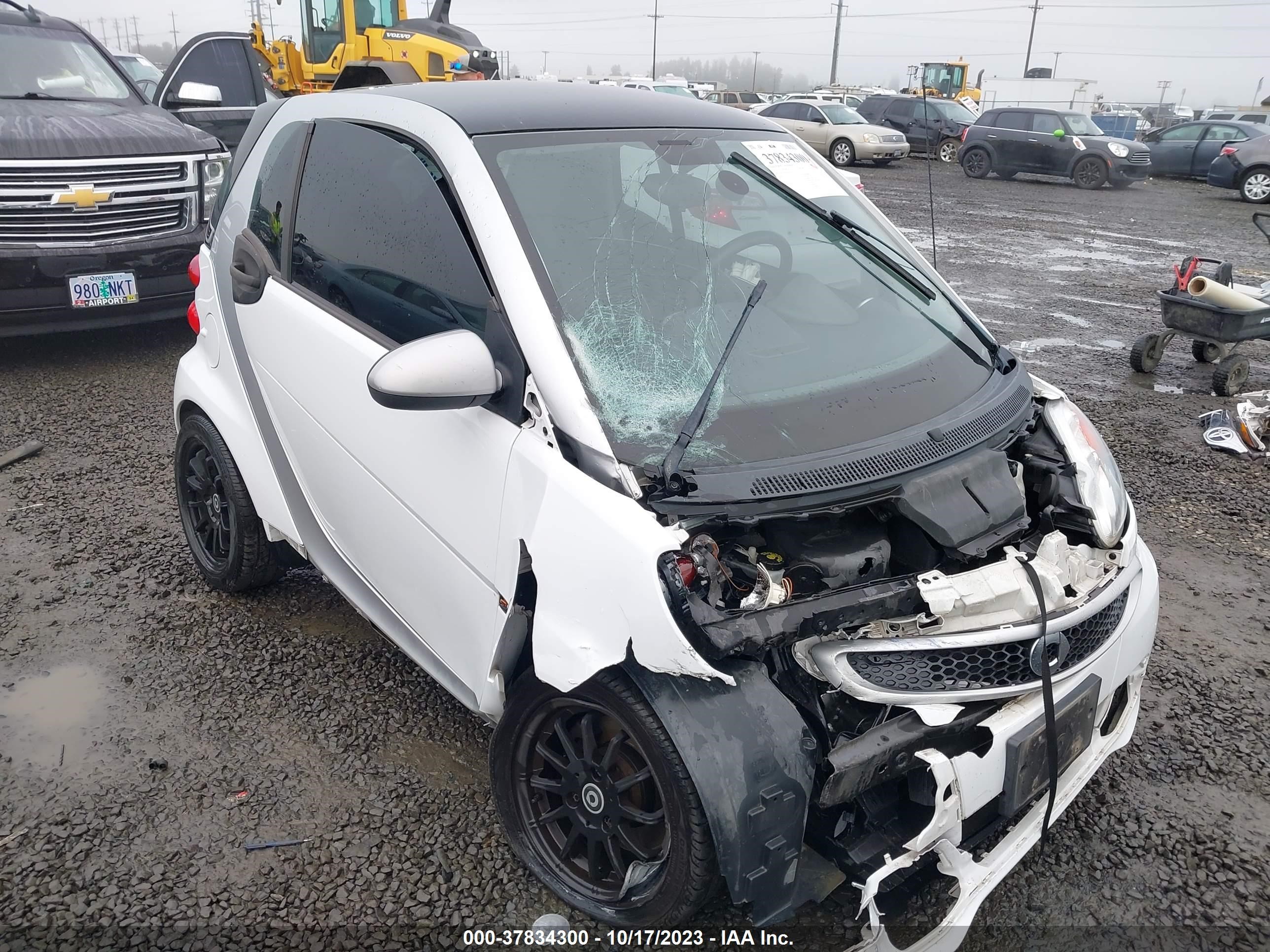 Photo 5 VIN: WMEEJ3BA9DK687243 - SMART FORTWO 