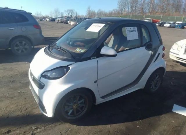 Photo 1 VIN: WMEEJ3BA9EK743408 - SMART FORTWO 