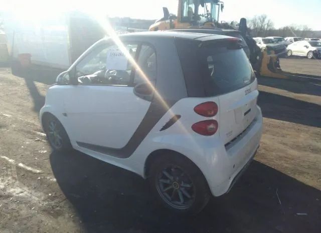 Photo 2 VIN: WMEEJ3BA9EK743408 - SMART FORTWO 