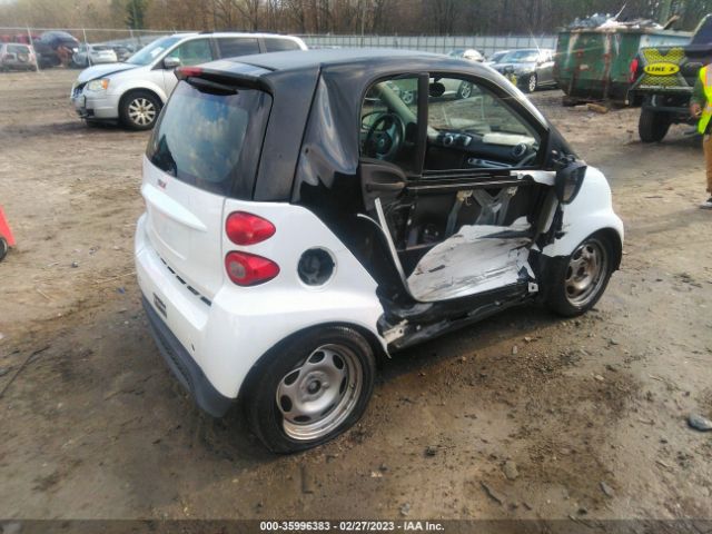 Photo 3 VIN: WMEEJ3BA9EK750598 - SMART FORTWO 