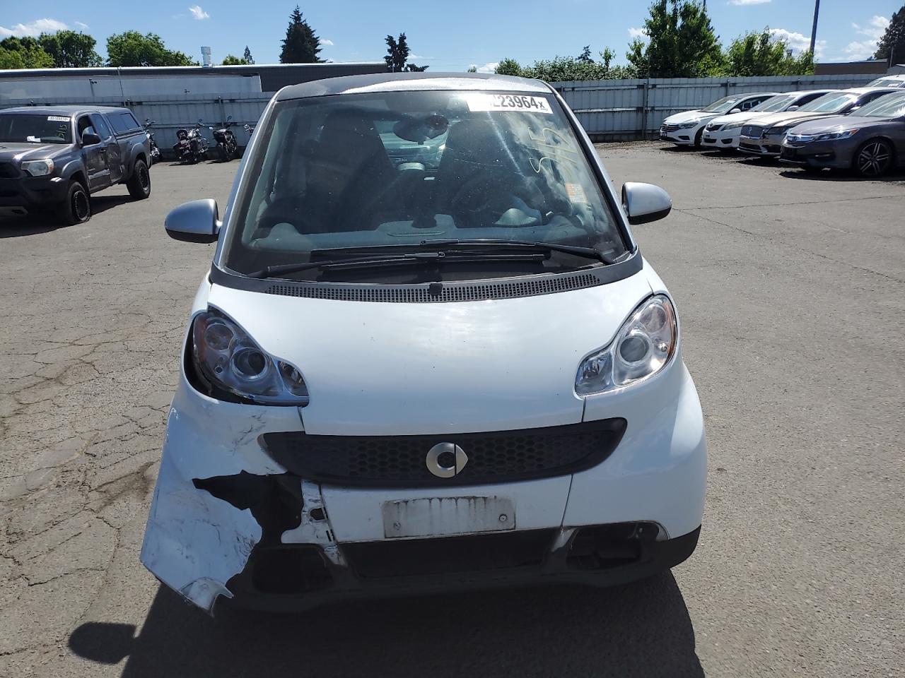 Photo 4 VIN: WMEEJ3BA9FK792691 - SMART FORTWO 