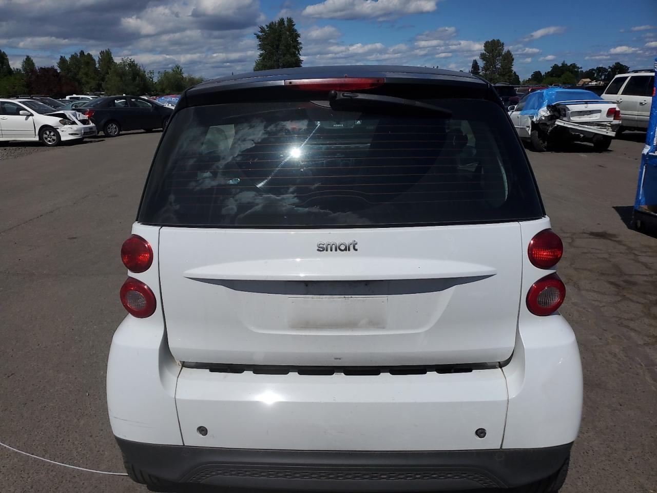 Photo 5 VIN: WMEEJ3BA9FK792691 - SMART FORTWO 