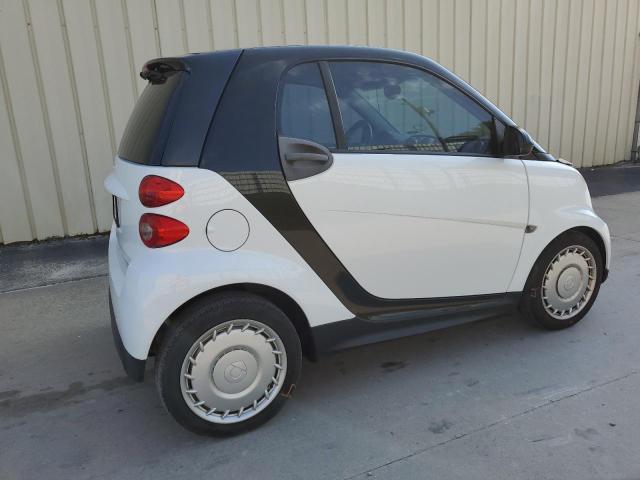 Photo 2 VIN: WMEEJ3BA9FK806363 - SMART FORTWO PUR 