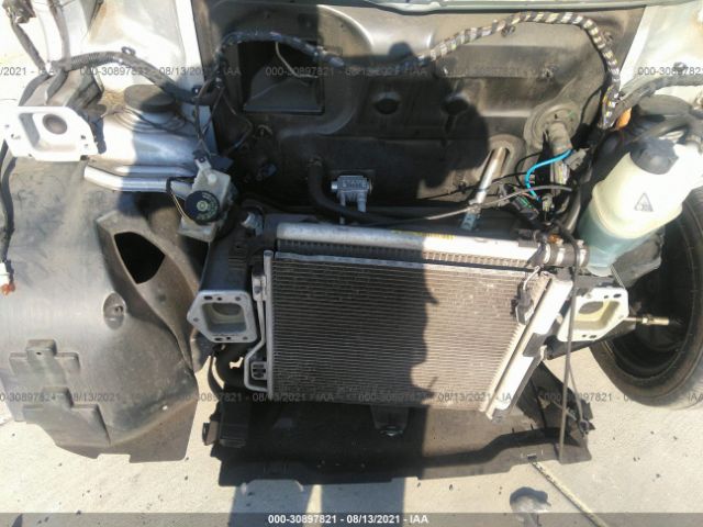 Photo 9 VIN: WMEEJ3BA9FK810381 - SMART FORTWO 