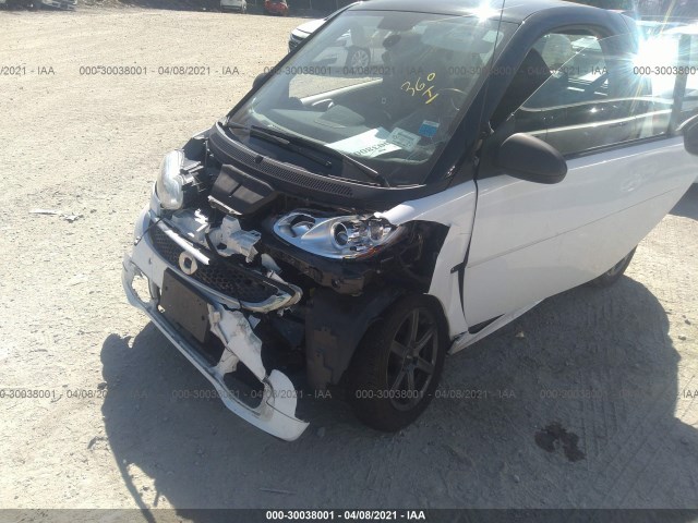 Photo 5 VIN: WMEEJ3BA9FK818366 - SMART FORTWO 