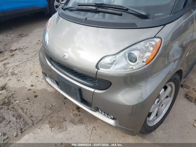 Photo 9 VIN: WMEEJ3BAXCK571158 - SMART FORTWO 