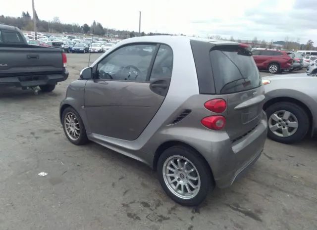 Photo 2 VIN: WMEEJ3BAXDK600398 - SMART FORTWO 