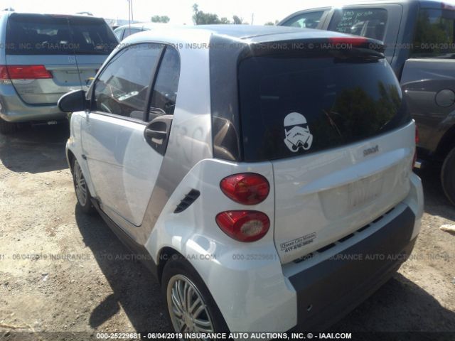 Photo 2 VIN: WMEEJ3BAXDK619064 - SMART FORTWO 