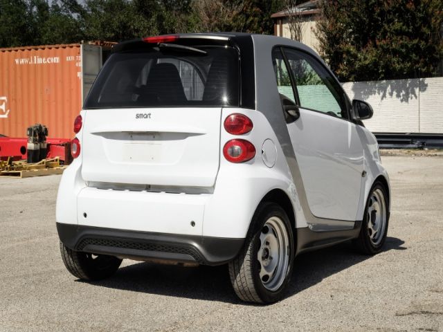 Photo 4 VIN: WMEEJ3BAXDK626161 - SMART FORTWO 