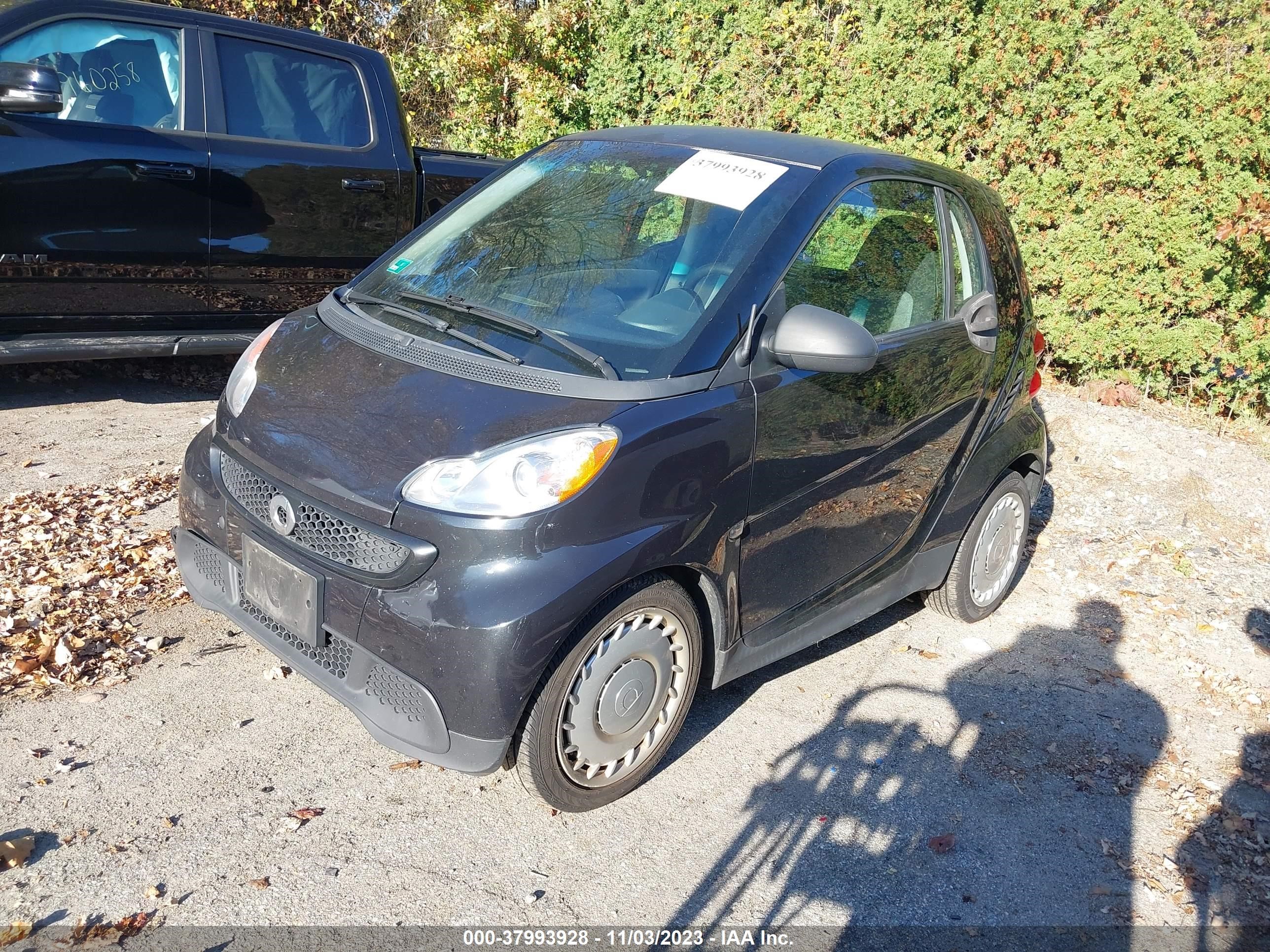 Photo 1 VIN: WMEEJ3BAXDK715289 - SMART FORTWO 