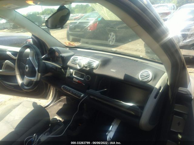 Photo 4 VIN: WMEEJ3BAXEK733566 - SMART FORTWO 