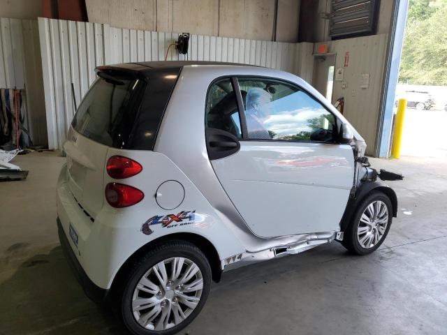 Photo 2 VIN: WMEEJ3BAXEK757060 - SMART FORTWO PUR 