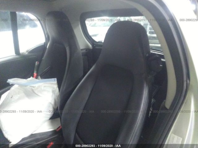 Photo 7 VIN: WMEEJ3BAXEK772304 - SMART FORTWO 