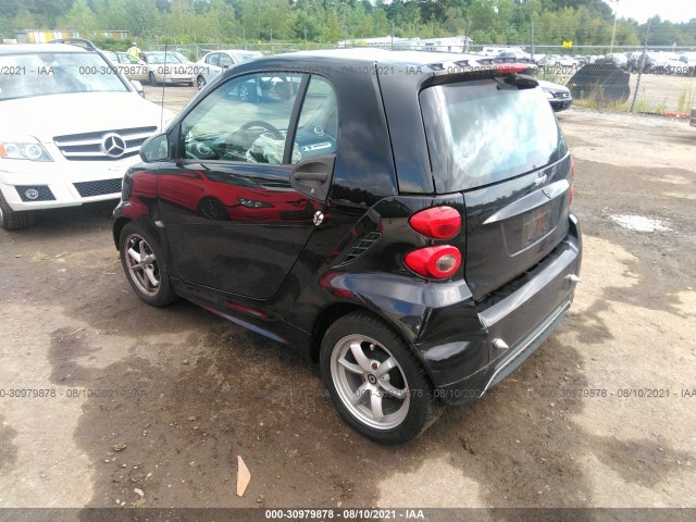 Photo 2 VIN: WMEEJ3BAXFK818599 - SMART FORTWO 