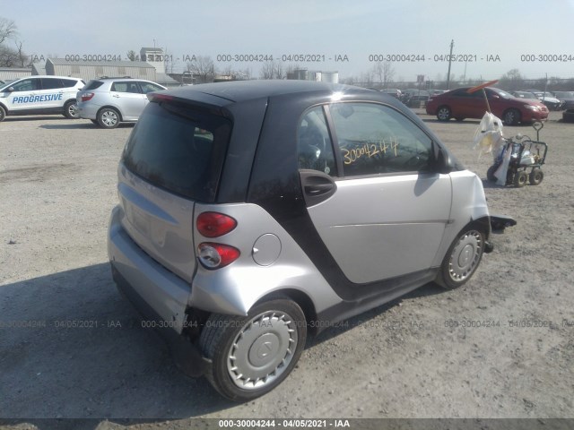 Photo 3 VIN: WMEEJ3BAXFK818912 - SMART FORTWO 