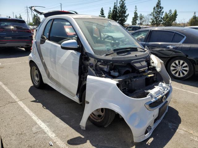 Photo 3 VIN: WMEEJ9AA0FK833097 - SMART FORTWO ELECTRIC 