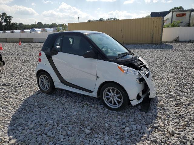 Photo 3 VIN: WMEEJ9AA1EK773555 - SMART FORTWO 