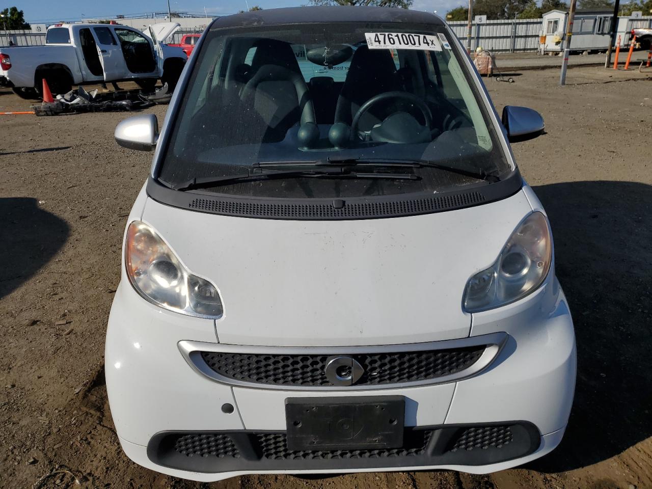 Photo 4 VIN: WMEEJ9AA1FK827793 - SMART FORTWO 