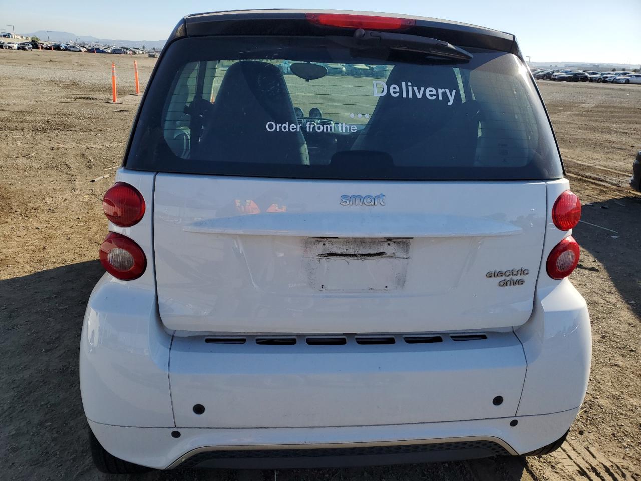 Photo 9 VIN: WMEEJ9AA1FK827793 - SMART FORTWO 