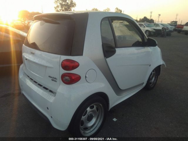 Photo 3 VIN: WMEEJ9AA1FK838731 - SMART FORTWO ELECTRIC DRIVE 