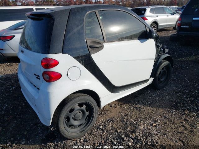 Photo 3 VIN: WMEEJ9AA1FK839006 - SMART FORTWO ELECTRIC DRIVE 