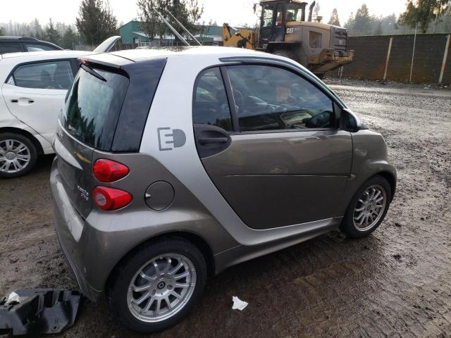 Photo 2 VIN: WMEEJ9AA2DK714402 - SMART FORTWO 