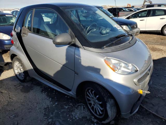 Photo 3 VIN: WMEEJ9AA2EK729841 - SMART FORTWO 