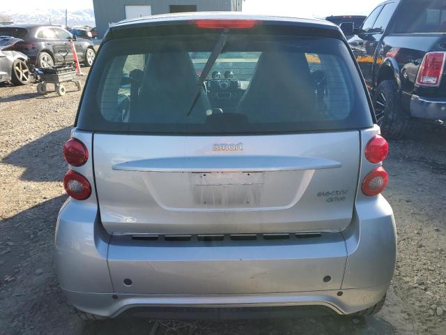 Photo 5 VIN: WMEEJ9AA2EK729841 - SMART FORTWO 