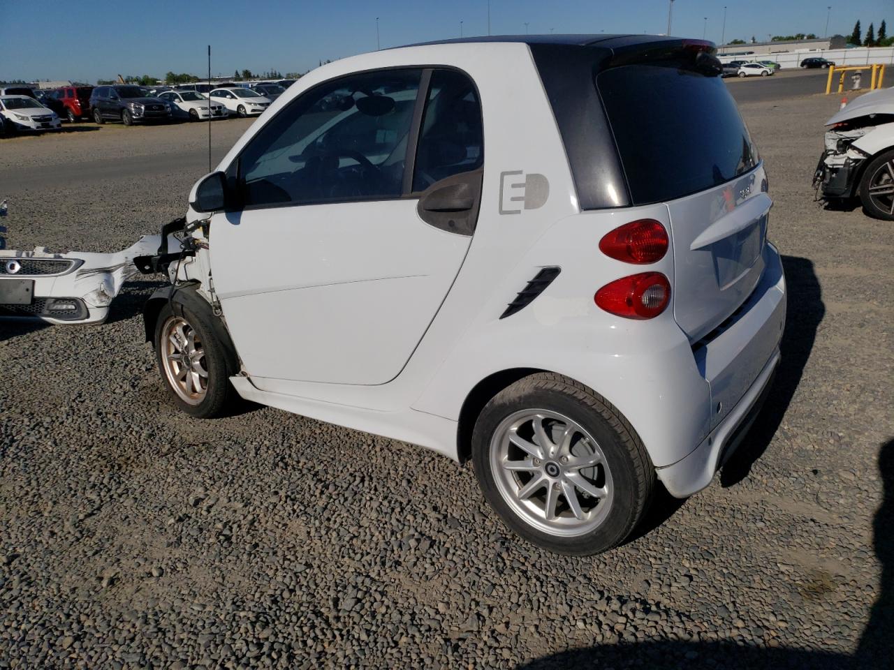 Photo 1 VIN: WMEEJ9AA2GK845723 - SMART FORTWO 