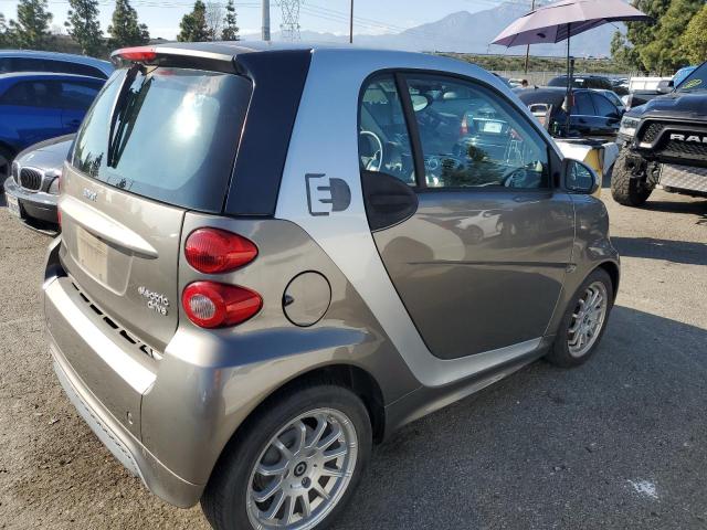 Photo 2 VIN: WMEEJ9AA3DK714537 - SMART FORTWO 