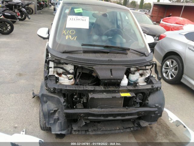 Photo 5 VIN: WMEEJ9AA5FK831796 - SMART FORTWO ELECTRIC DRIVE 