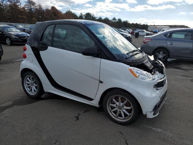 Photo 3 VIN: WMEEJ9AA5FK833547 - SMART FORTWO 