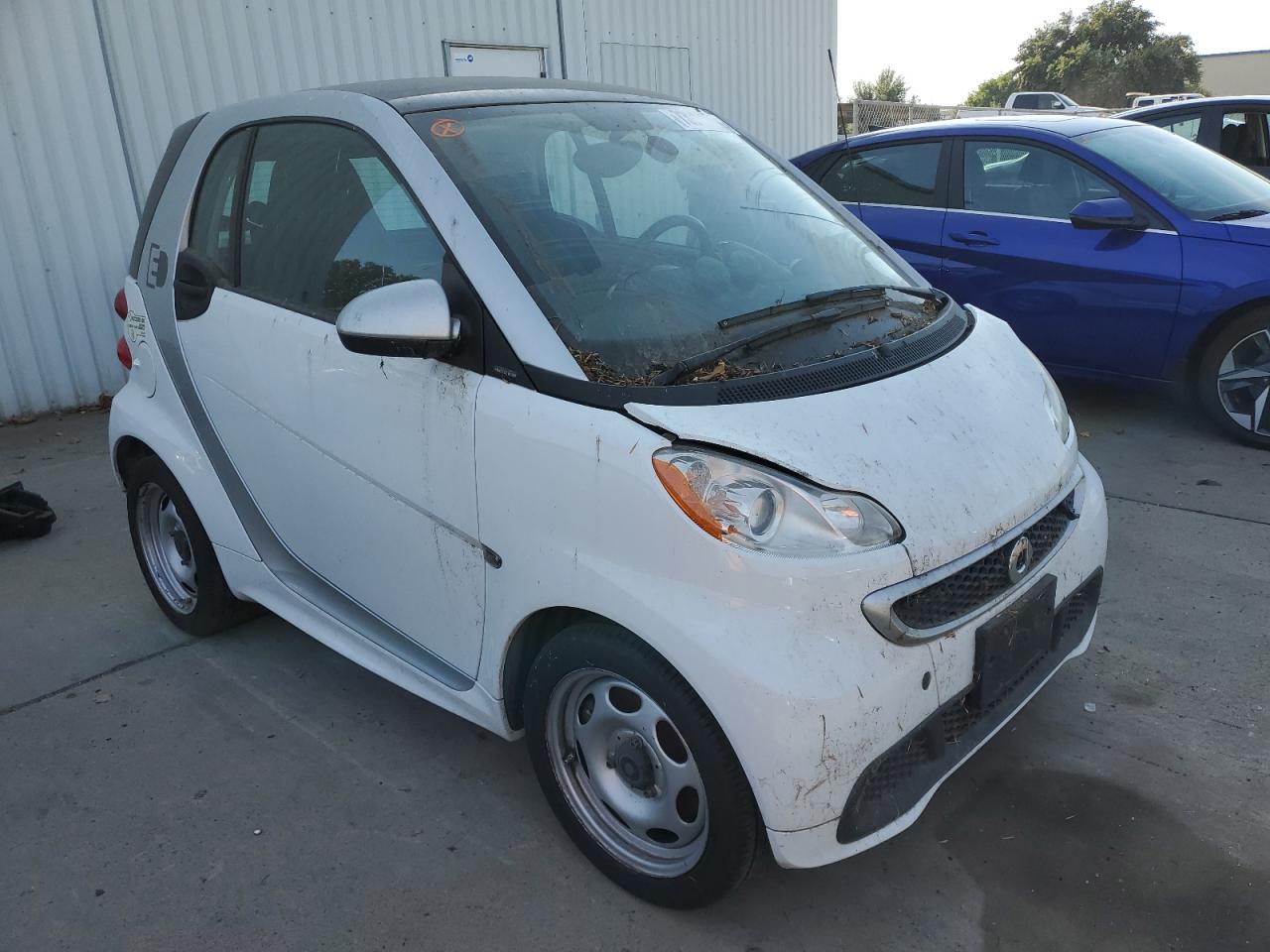 Photo 4 VIN: WMEEJ9AA6DK708683 - SMART FORTWO 