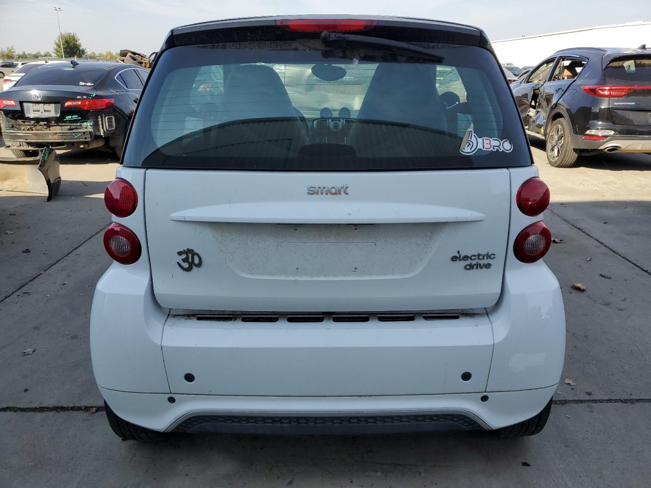 Photo 6 VIN: WMEEJ9AA6DK708683 - SMART FORTWO 