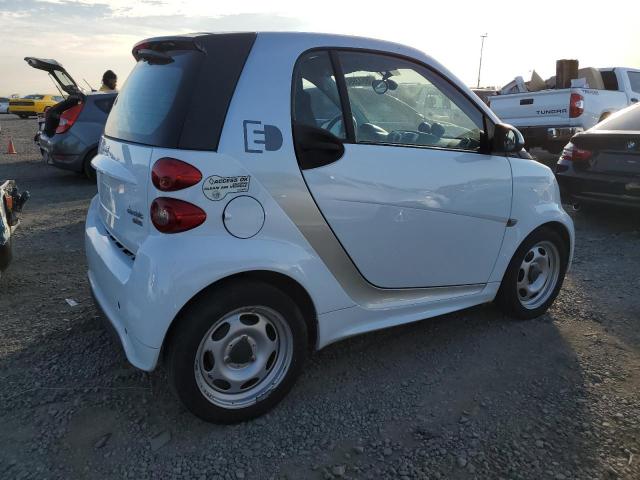 Photo 2 VIN: WMEEJ9AA6DK708683 - SMART FORTWO 