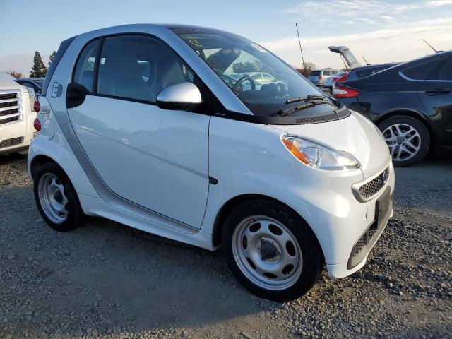 Photo 3 VIN: WMEEJ9AA6DK708683 - SMART FORTWO 