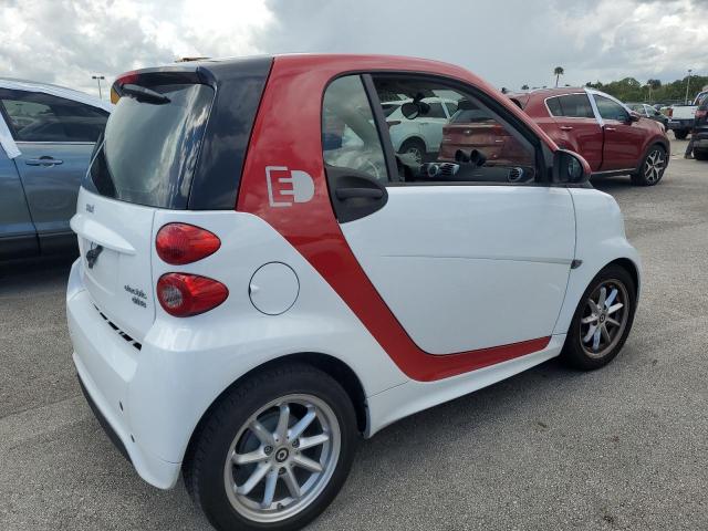 Photo 2 VIN: WMEEJ9AA6EK782087 - SMART FORTWO 