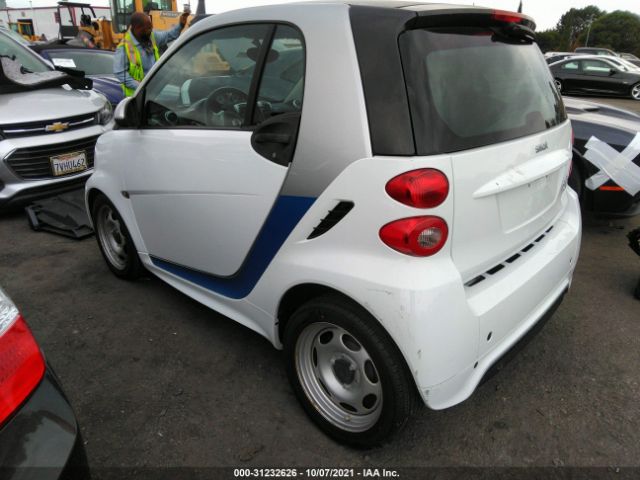 Photo 2 VIN: WMEEJ9AA6FK837896 - SMART FORTWO ELECTRIC DRIVE 