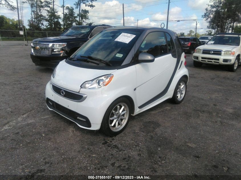 Photo 1 VIN: WMEEJ9AA7FK836398 - SMART FORTWO 