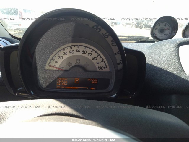 Photo 6 VIN: WMEEJ9AA8EK778266 - SMART FORTWO ELECTRIC 