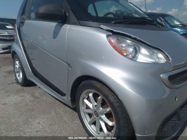 Photo 5 VIN: WMEEJ9AA8FK828617 - SMART FORTWO ELECTRIC DRIVE 