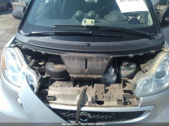 Photo 9 VIN: WMEEJ9AA8FK828617 - SMART FORTWO ELECTRIC DRIVE 