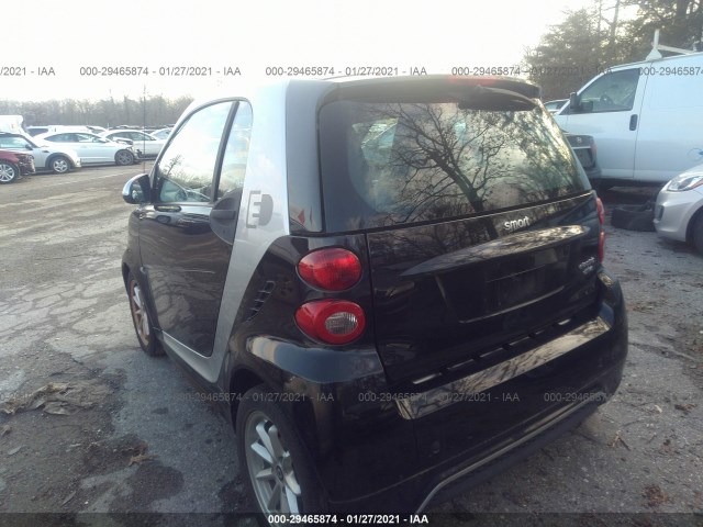 Photo 2 VIN: WMEEJ9AA8FK829928 - SMART FORTWO ELECTRIC DRIVE 