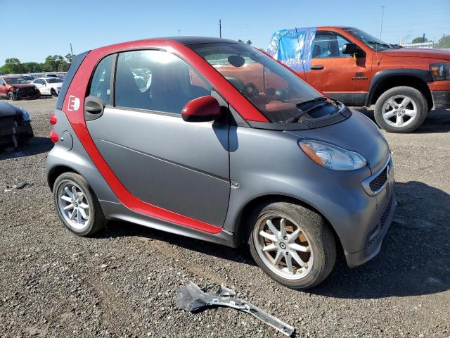 Photo 3 VIN: WMEEJ9AA8FK832117 - SMART FORTWO 